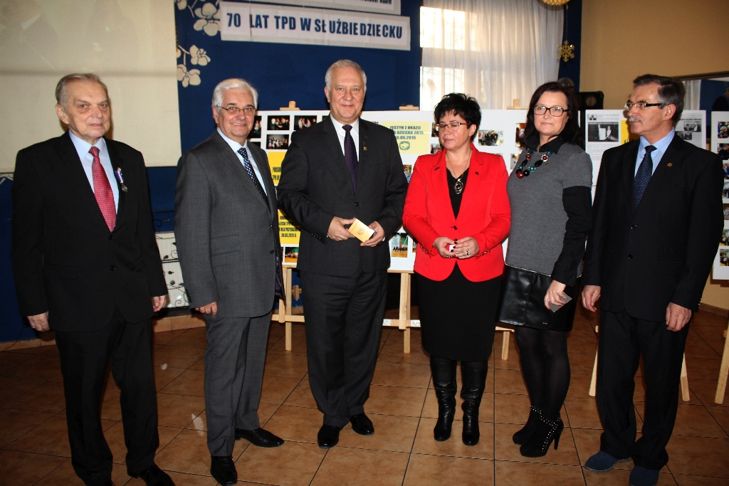 TPD uhonorowało przyjaciół dzieci  medalami i statuetkami
