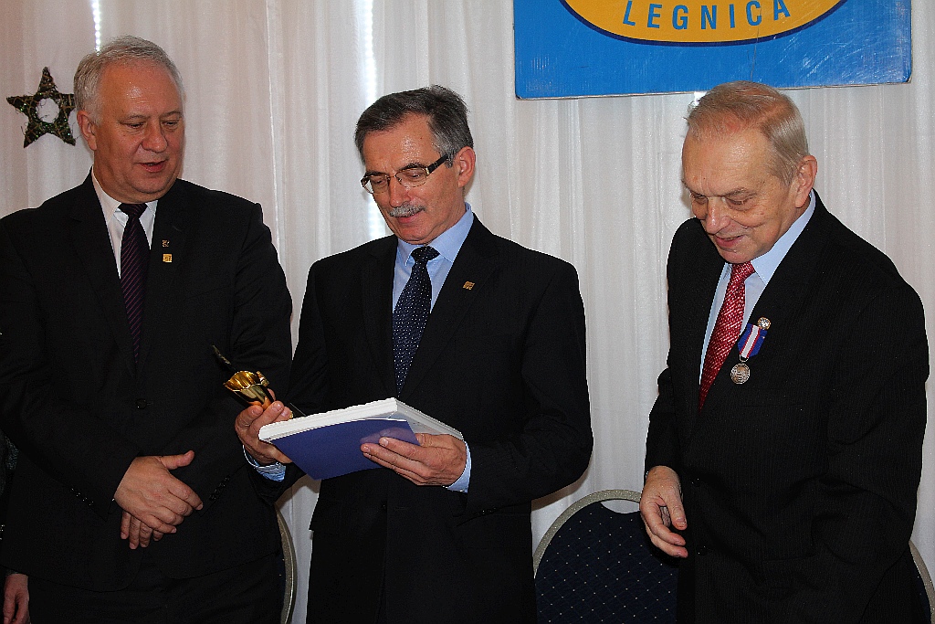 TPD uhonorowało przyjaciół dzieci  medalami i statuetkami