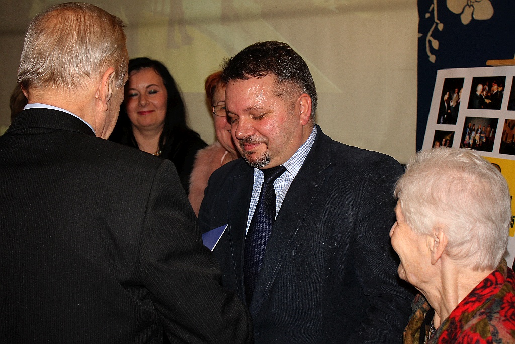TPD uhonorowało przyjaciół dzieci  medalami i statuetkami