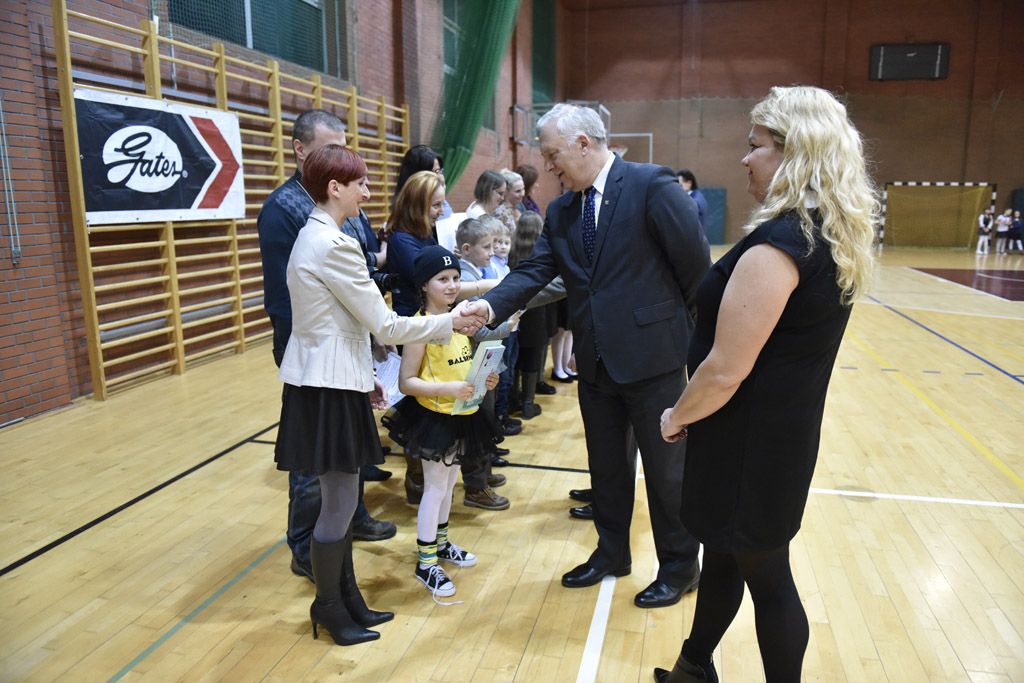 Rada Rodziców ZSI uhonorowała utalentowanych uczniów