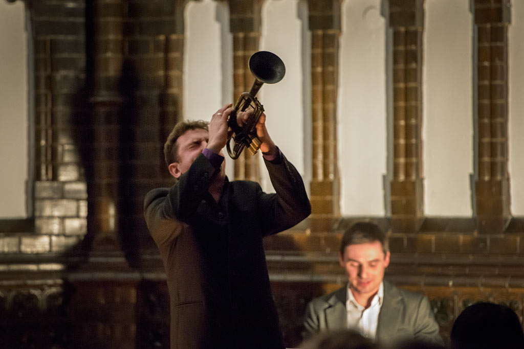 Pełną salę zgromadził koncert kolęd jazzowych w bibliotece