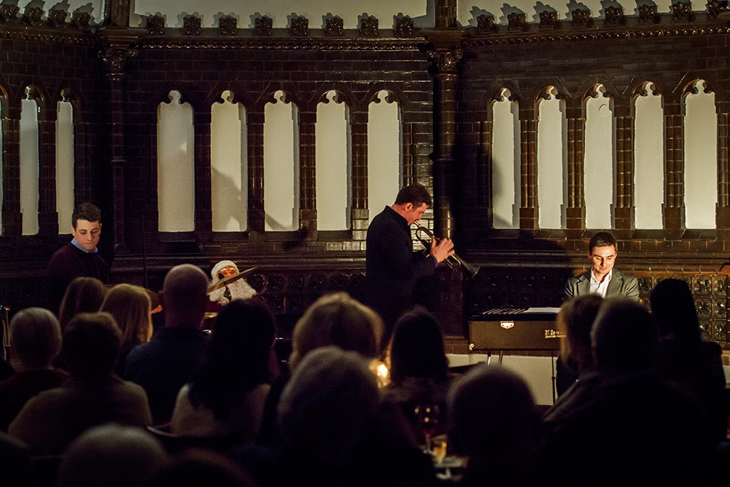 Pełną salę zgromadził koncert kolęd jazzowych w bibliotece