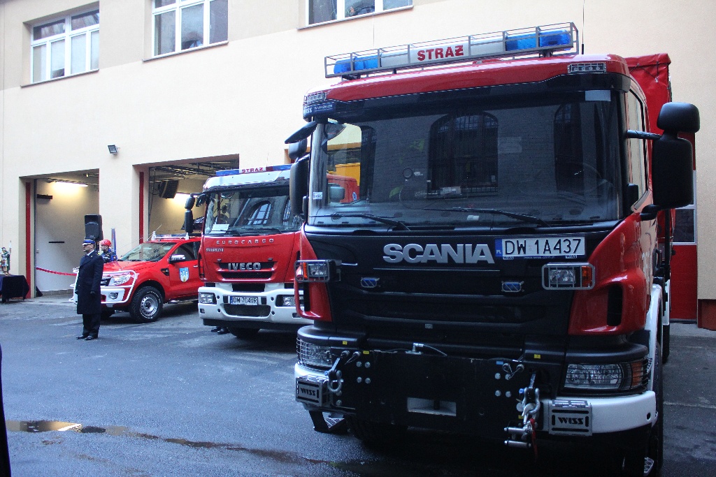 Strażacy pochwalili się zakończoną inwestycją i nowym sprzętem
