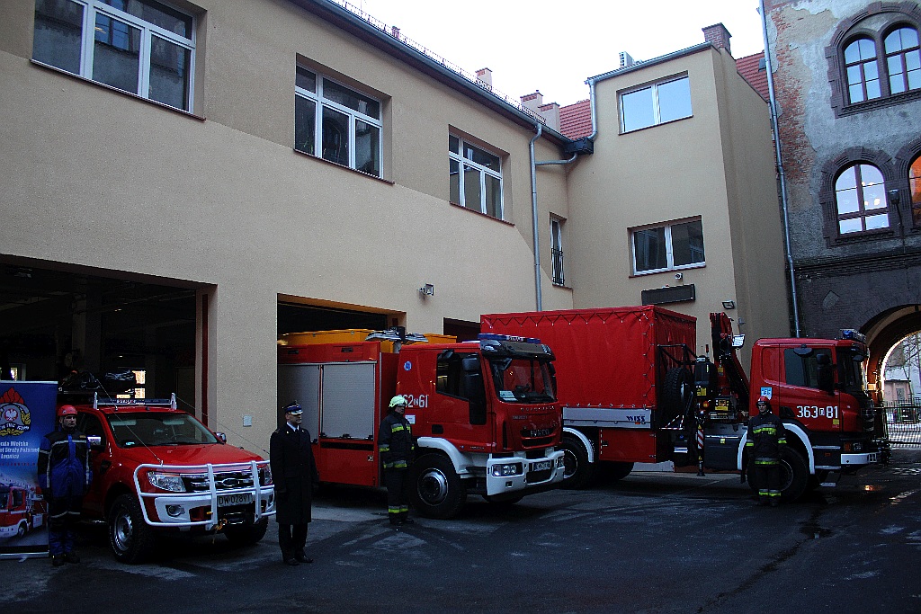 Strażacy pochwalili się zakończoną inwestycją i nowym sprzętem