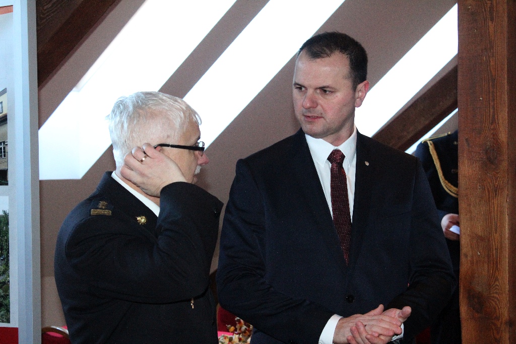 Strażacy pochwalili się zakończoną inwestycją i nowym sprzętem
