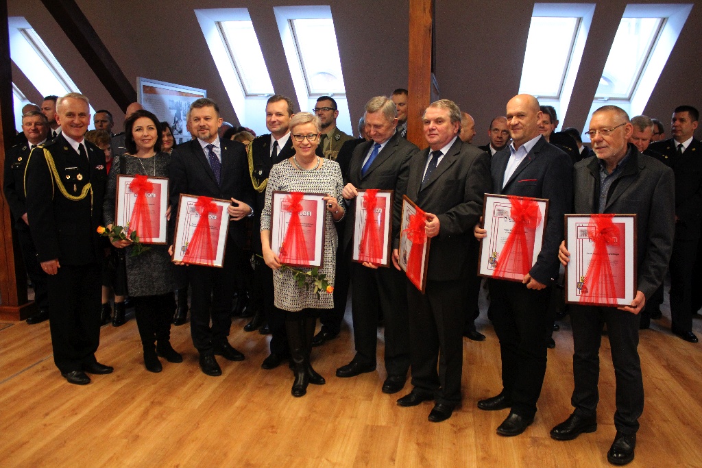 Strażacy pochwalili się zakończoną inwestycją i nowym sprzętem