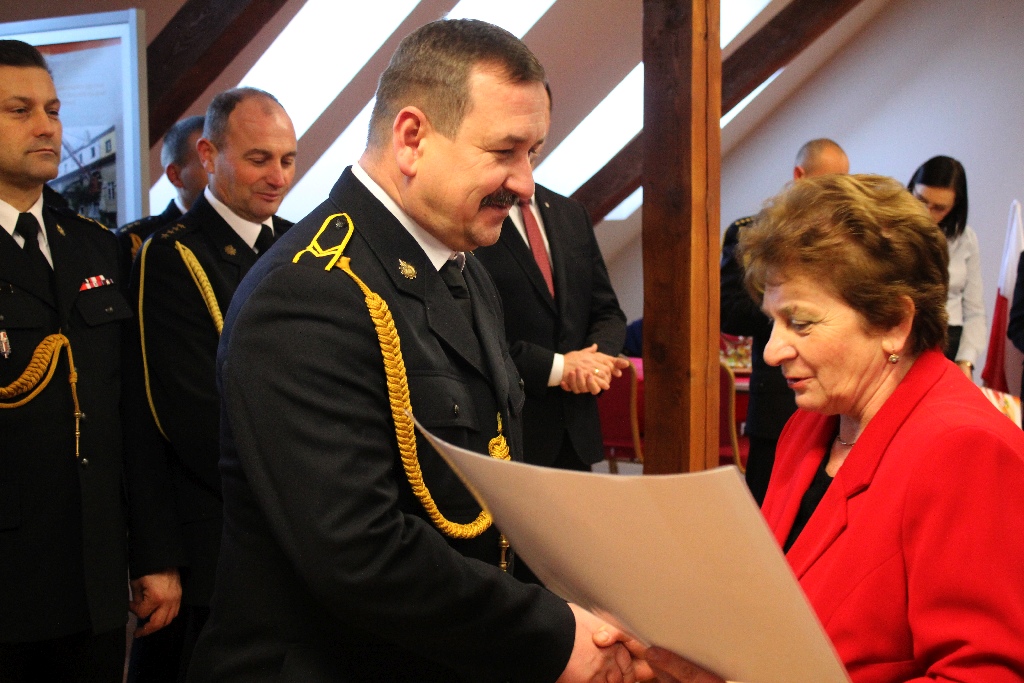 Strażacy pochwalili się zakończoną inwestycją i nowym sprzętem