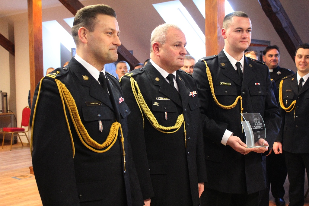 Strażacy pochwalili się zakończoną inwestycją i nowym sprzętem