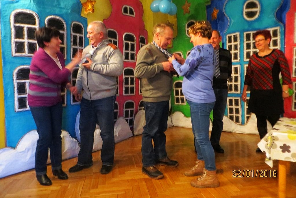 Przedszkolaki przygotowały program dla babć i dziadków