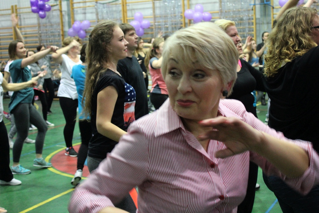 Ponad sto osób zatańczyło Zumbę dla Sławka Dobrzańskiego