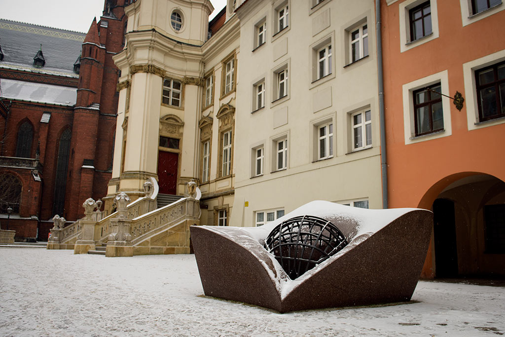 Dwa legnickie symbole miłości. Pamiętajcie, niedługo Walentynki