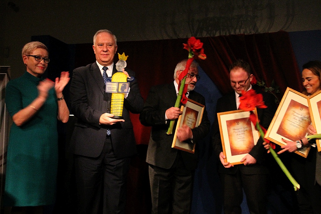 Marcin Makuch odebrał statuetkę za Legnicką Książkę Roku 2015
