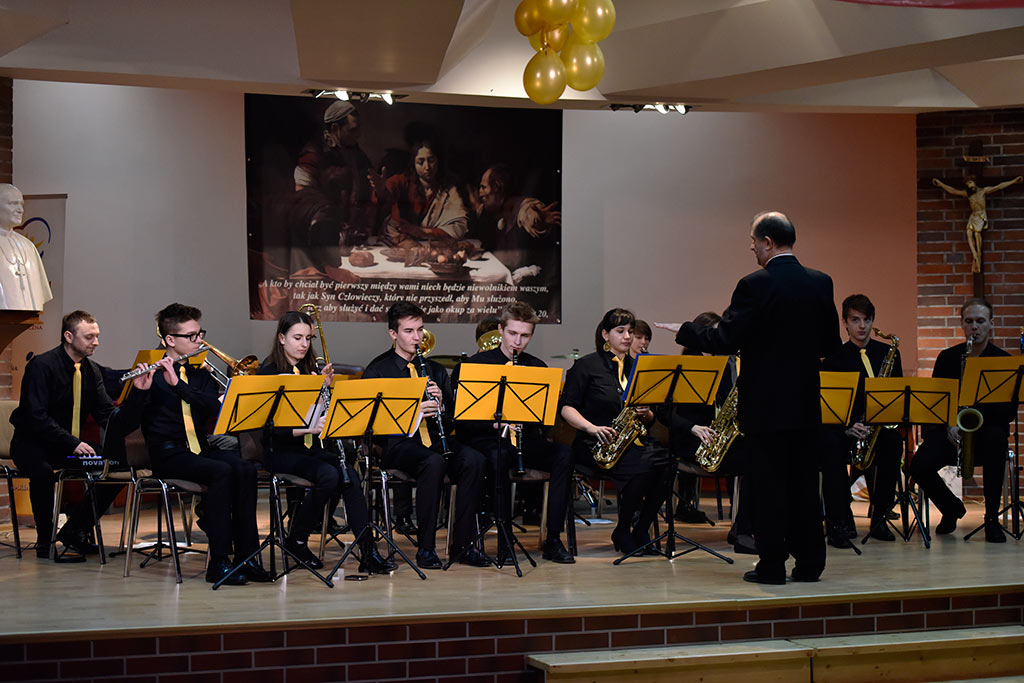 Noworoczny koncert Sursum Corda w Centrum Spotkań JP2