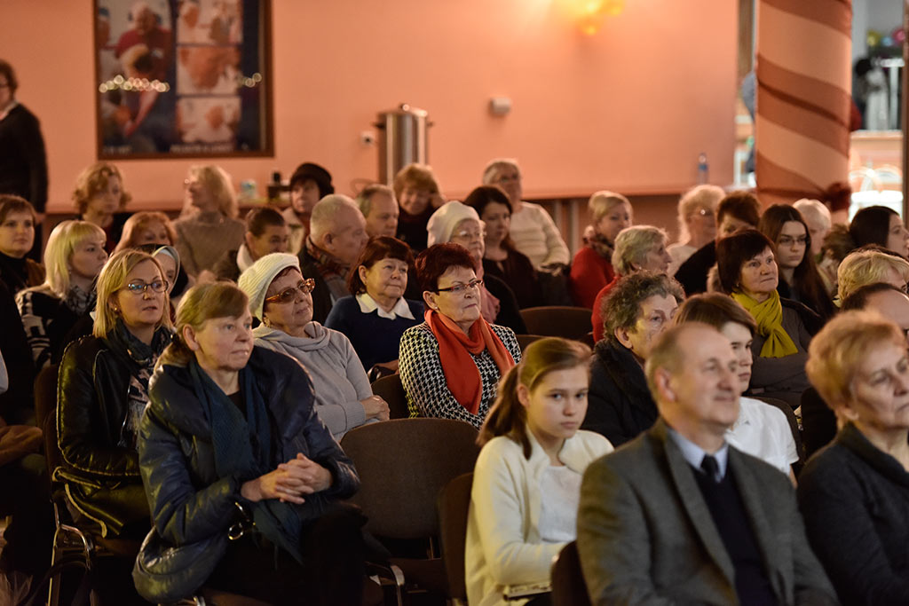 Noworoczny koncert Sursum Corda w Centrum Spotkań JP2