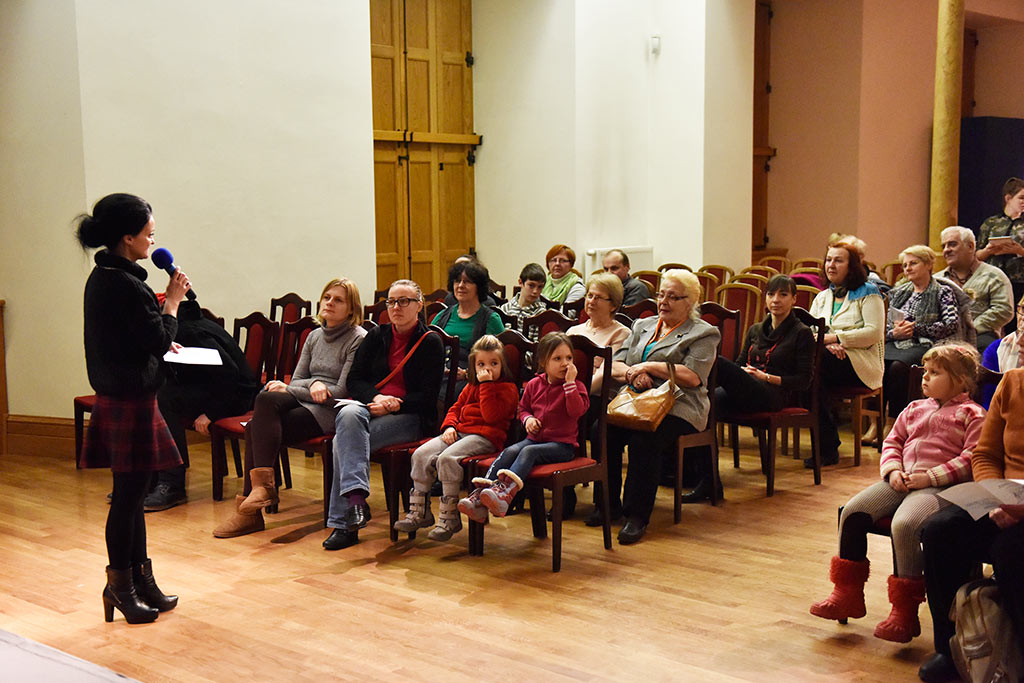 Uczniowie klas instrumentów strunowych wystąpili w muzeum