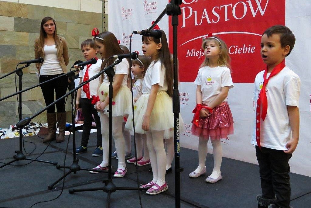 Legnickie przedszkolaki zaprezentowały się w Galerii Piastów