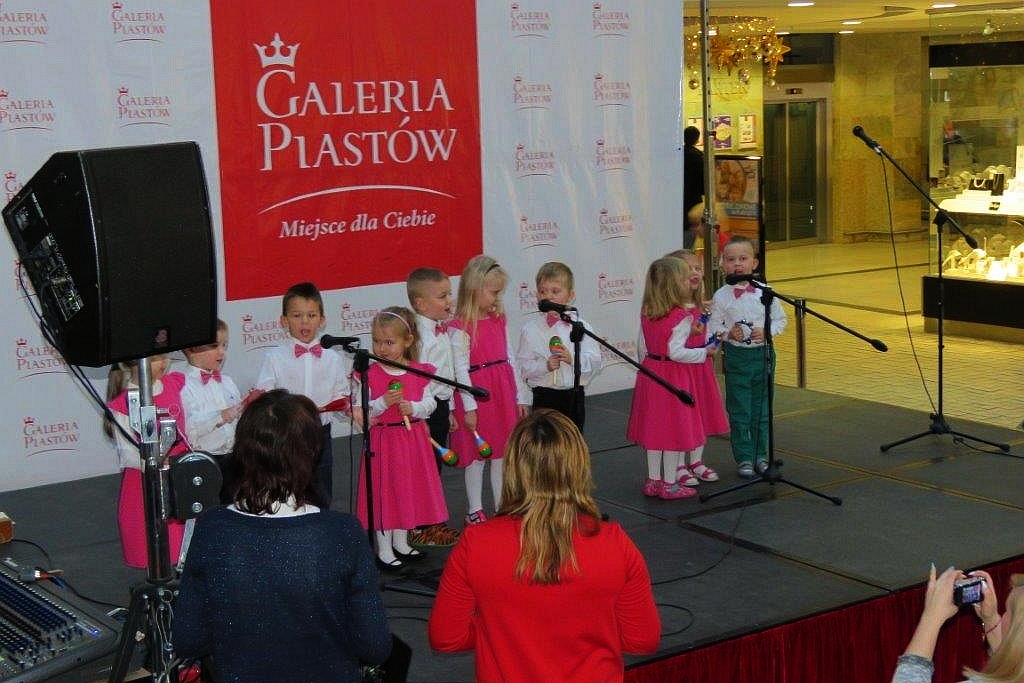 Legnickie przedszkolaki zaprezentowały się w Galerii Piastów