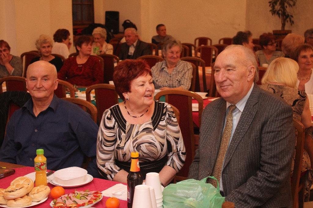 Legnickie Centrum Seniora zorganizowało  „Zapustny wtorek”
