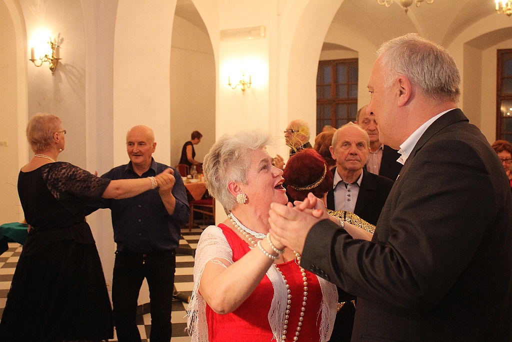 Legnickie Centrum Seniora zorganizowało  „Zapustny wtorek”
