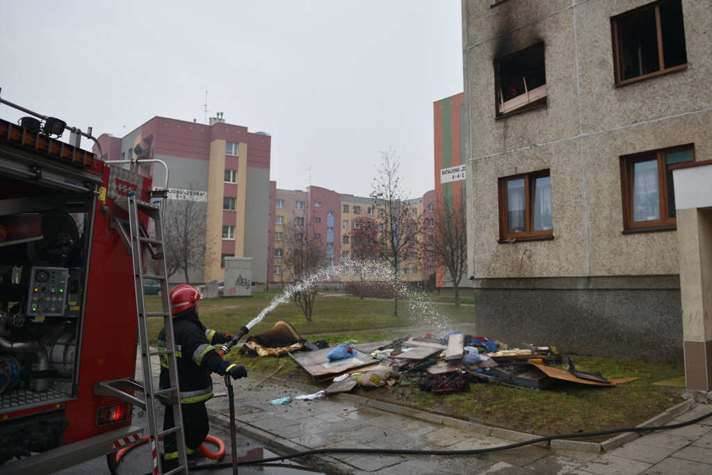 Spłonęło remontowane mieszkanie przy ulicy Batalionu Parasol