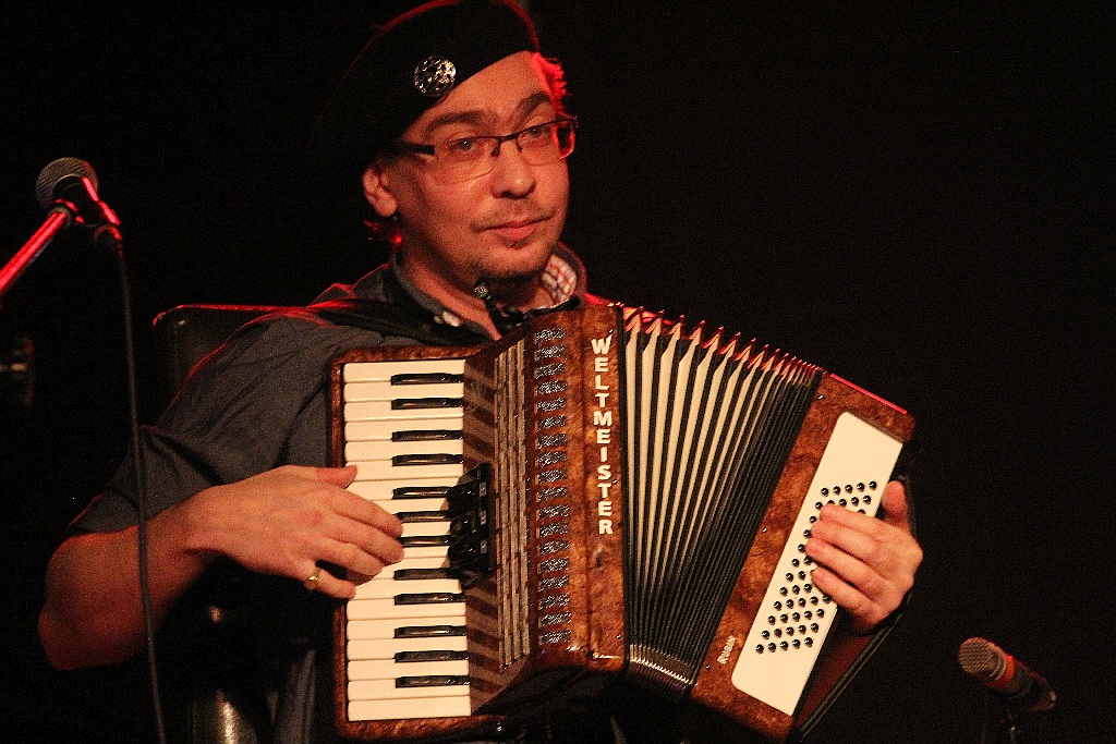 Yanis i Stanis zaśpiewali w Spiżarni Waitsa i Wysockiego