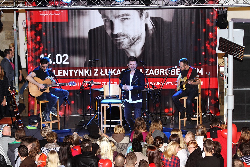 Łukasz Zagrobelny był gwiazdą Walentynek w Galerii Piastów