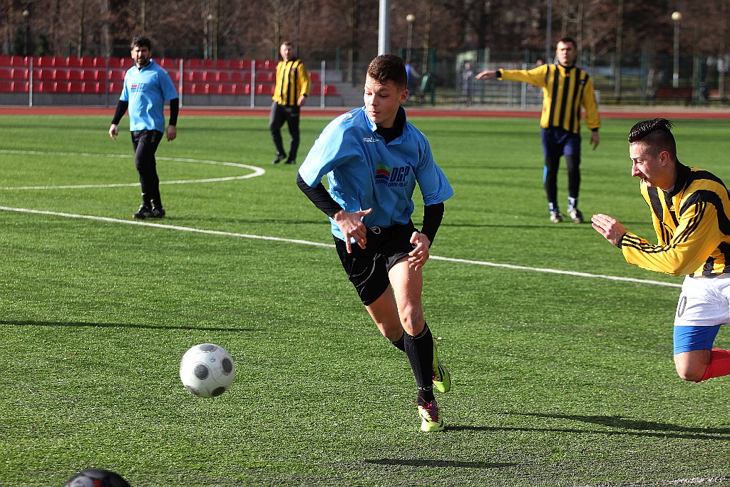 Sparing:  Iskra Kochlice  pokonała  Mewę Kunice 5:2
