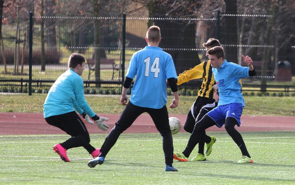 Sparing:  Iskra Kochlice  pokonała  Mewę Kunice 5:2