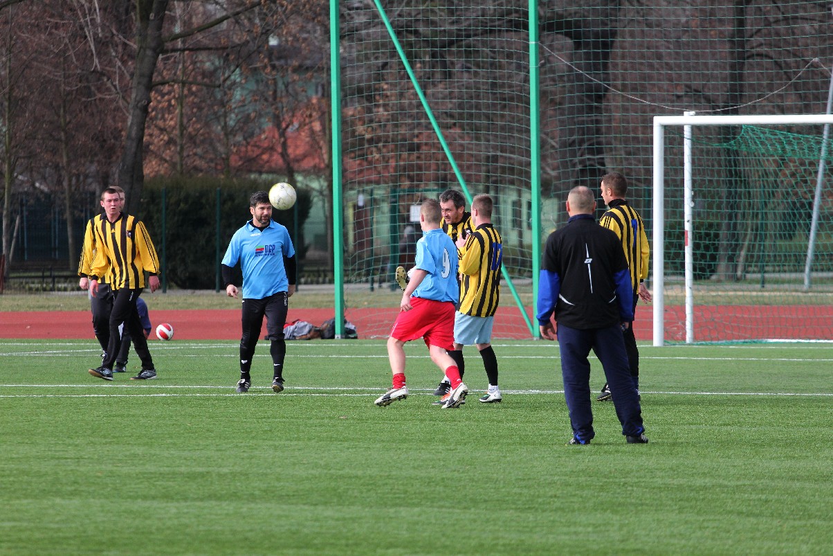 Sparing:  Iskra Kochlice  pokonała  Mewę Kunice 5:2