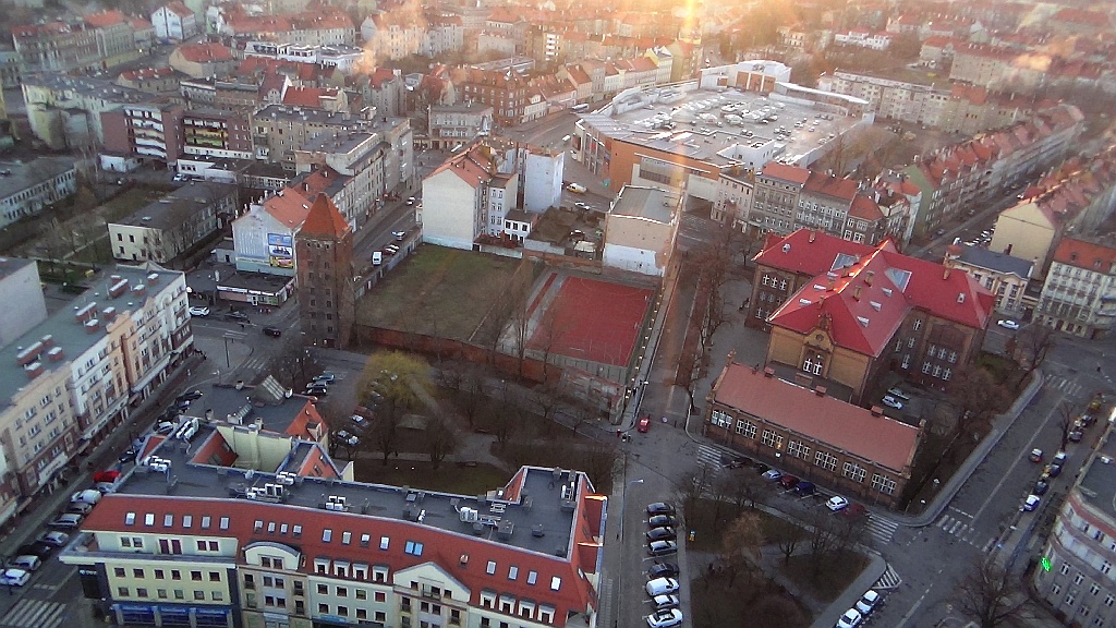 Zobacz niesamowite zdjęcia Legnicy z lotu paralotnią
