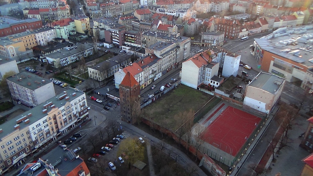 Zobacz niesamowite zdjęcia Legnicy z lotu paralotnią