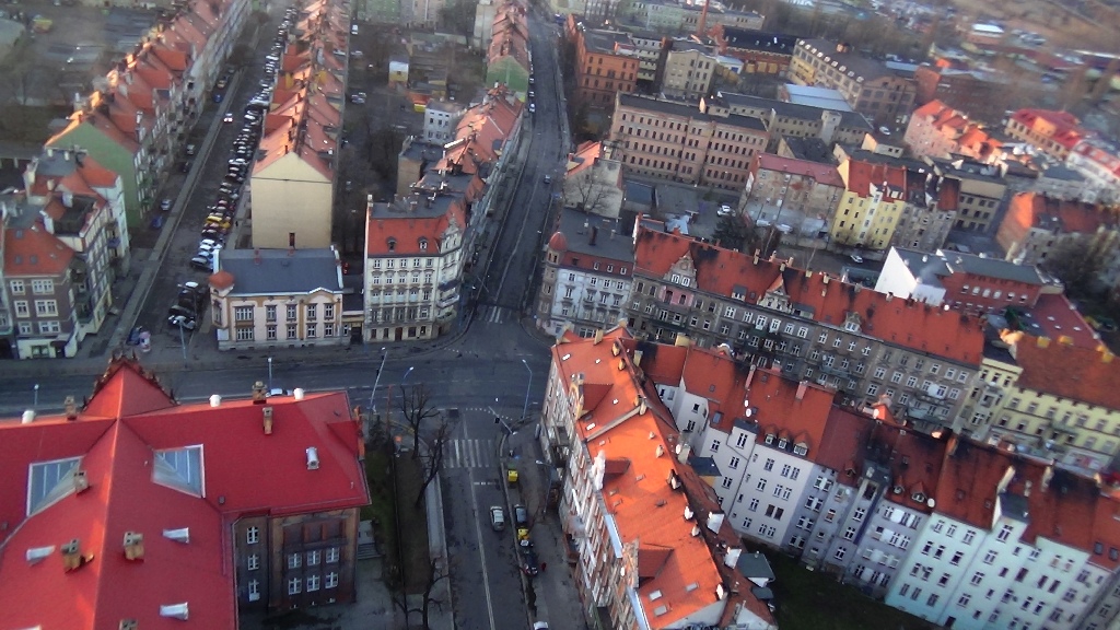 Zobacz niesamowite zdjęcia Legnicy z lotu paralotnią