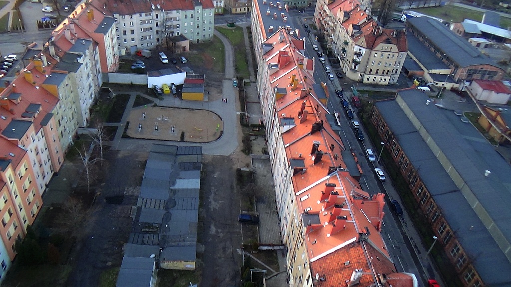 Zobacz niesamowite zdjęcia Legnicy z lotu paralotnią