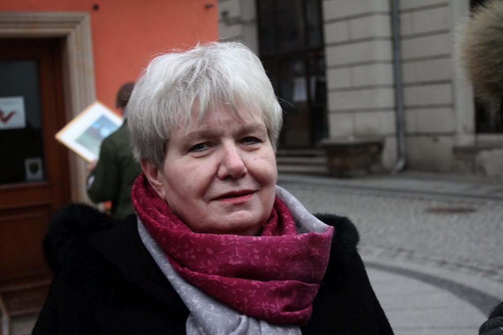 Jarmark Staroci w Rynku wciąż cieszy się uznaniem legniczan