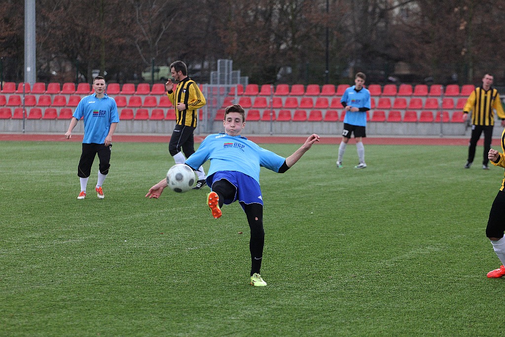 Sparing:  Iskra Kochlice  pokonała  Mewę Kunice 5:2