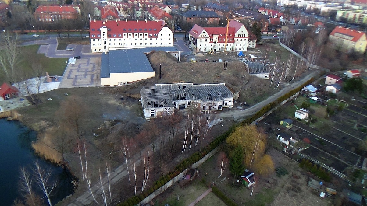 Zobacz niesamowite zdjęcia Legnicy z lotu paralotnią