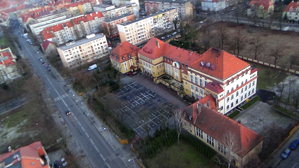 Zobacz niesamowite zdjęcia Legnicy z lotu paralotnią