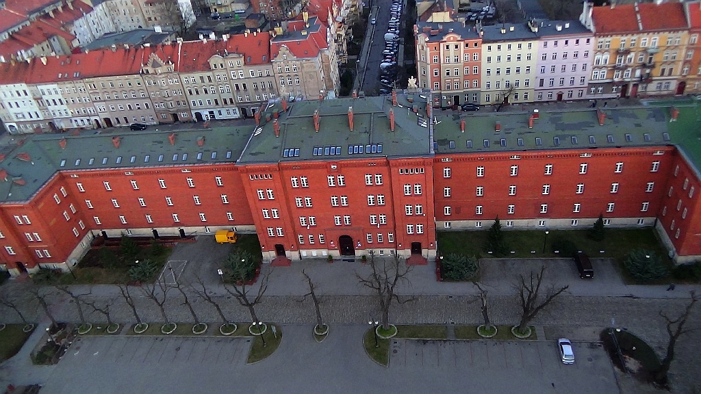 Zobacz niesamowite zdjęcia Legnicy z lotu paralotnią
