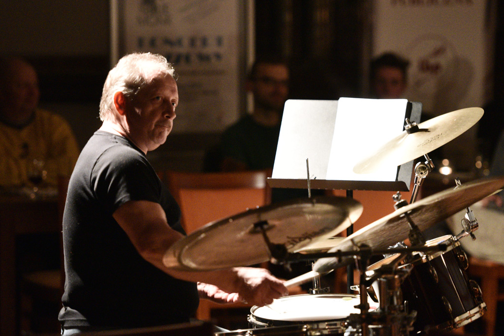 W Legnickiej Bibliotece Publicznej zagrali trzej jazzmani