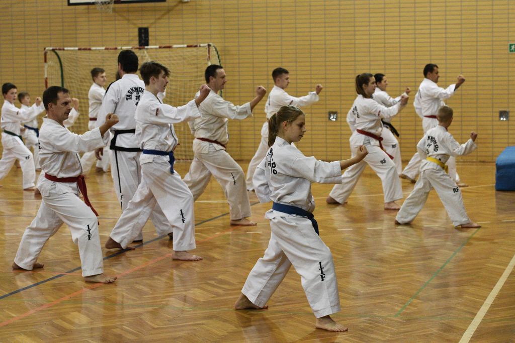 Taekwondocy LKT Legnica szlifują formę na nowy sezon