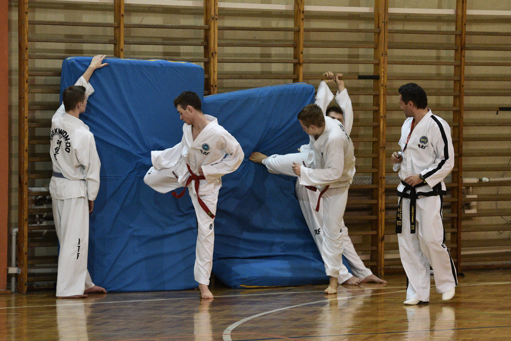 Taekwondocy LKT Legnica szlifują formę na nowy sezon