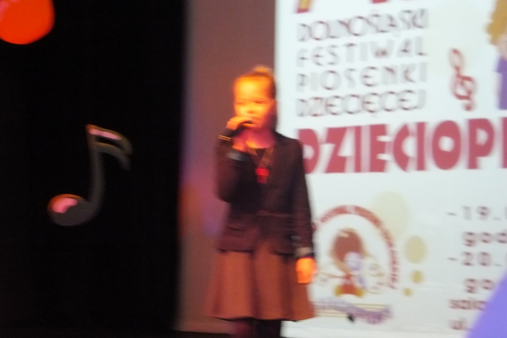 Wykonawcy z całego Dolnego Śląska zaśpiewali w legnickim MCK
