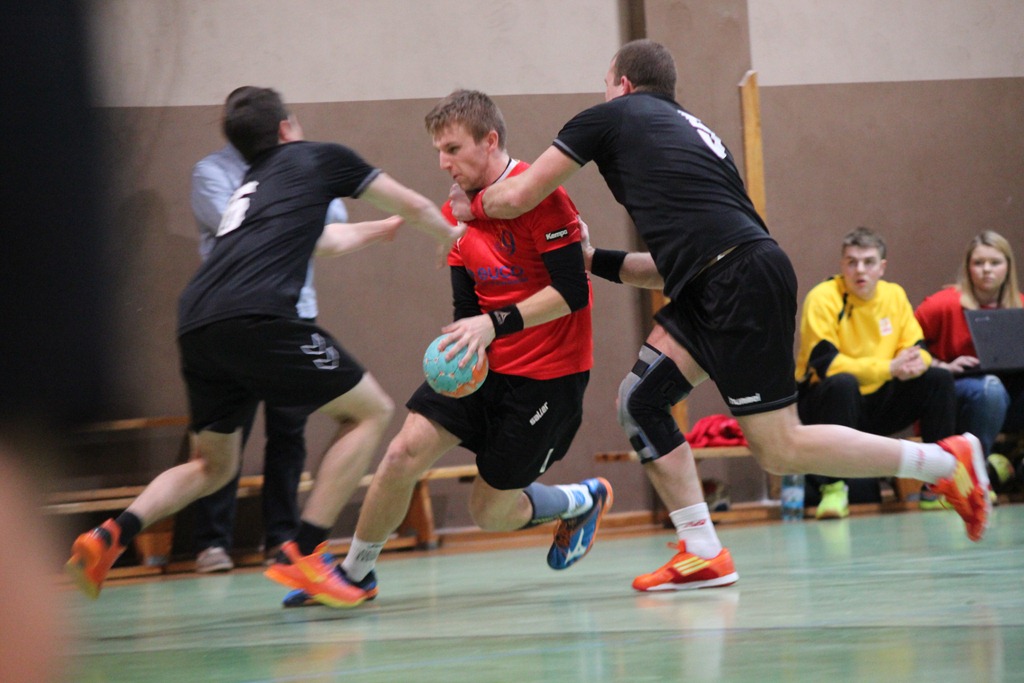 Efektowne zwycięstwo piłkarzy ręcznych Dziewiątki Legnica