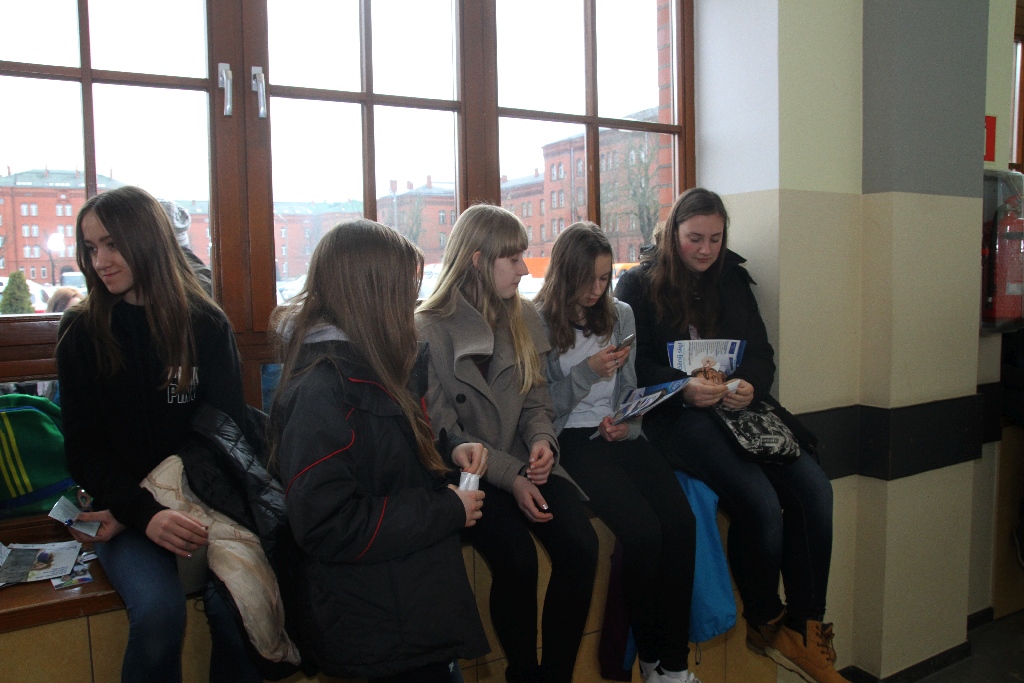 W Państwowej Wyższej Szkole Zawodowej trwają targi edukacyjne