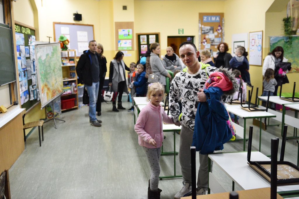 Rodzice przyszłych pierwszaków i zerówkowiczów  odwiedzili SP 20