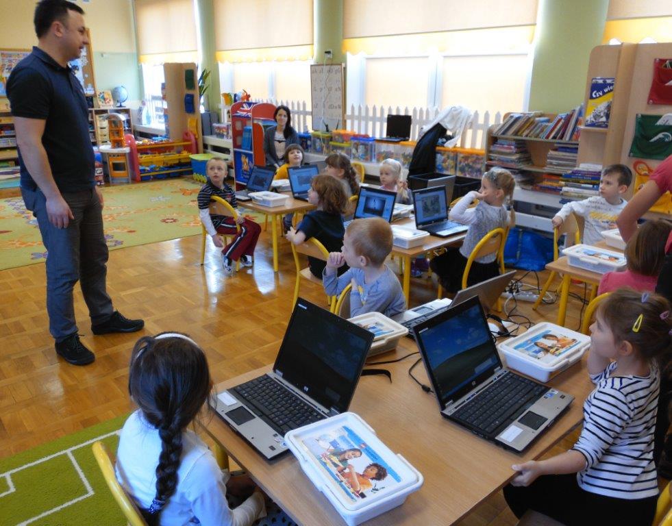 W Przedszkolu Niepublicznym Źródełko dzieci uczą się robotyki