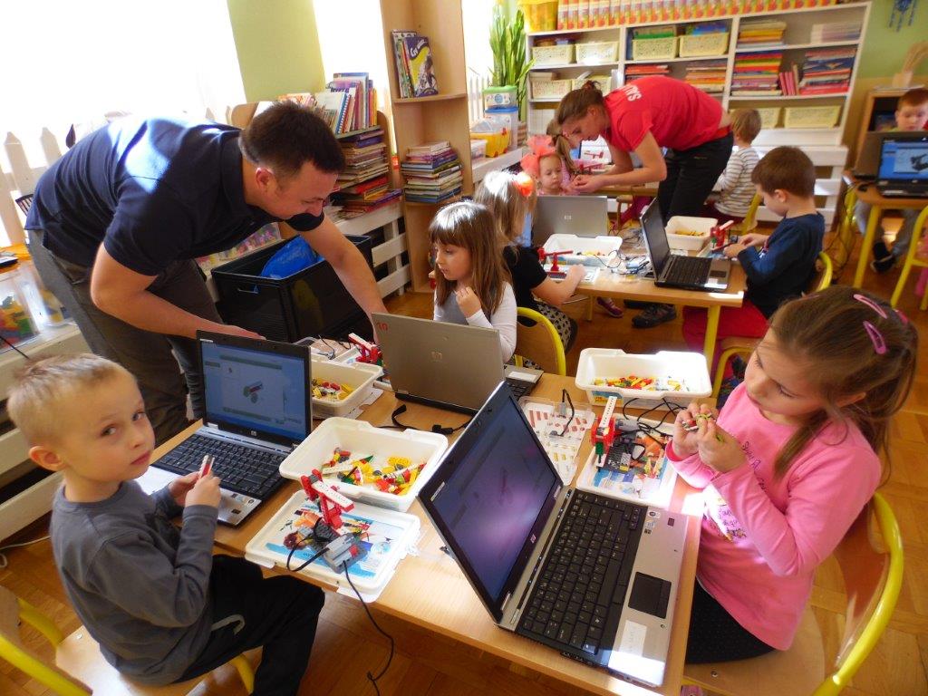 W Przedszkolu Niepublicznym Źródełko dzieci uczą się robotyki