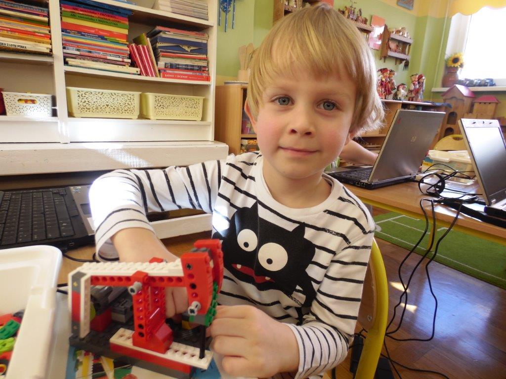 W Przedszkolu Niepublicznym Źródełko dzieci uczą się robotyki