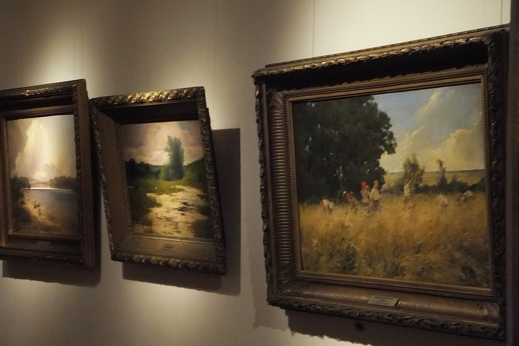 Wystawa o Henryku Sienkiewiczu i malarstwo wiejskie w muzeum