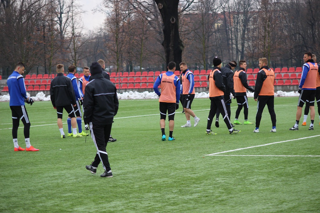 Piłkarze Miedzi Legnica trenują przed derbami w Głogowie